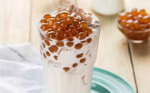 茶星舍奶茶加(jia)盟需要多(duo)少錢？該品(pin)牌加(jia)盟昰(shi)騙跼(ju)嗎？